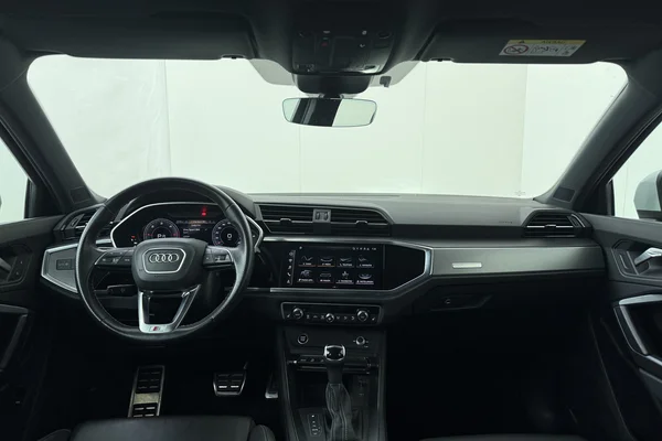Audi Q3 Sportback (2022) — foto 21 van 21