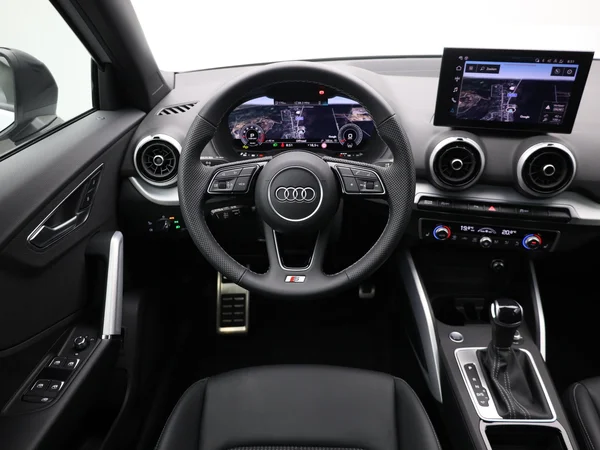 AUDI Q2 (2024) — foto 10 van 23