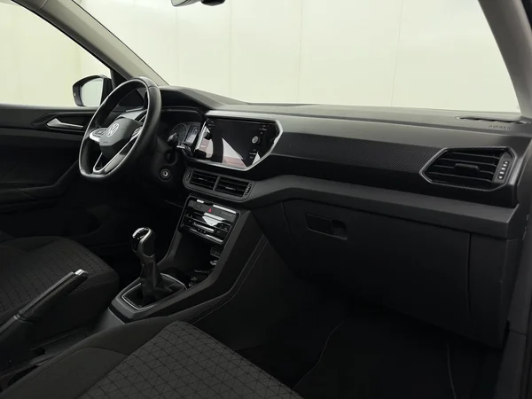 VOLKSWAGEN T-Cross (2022) — foto 3 van 26