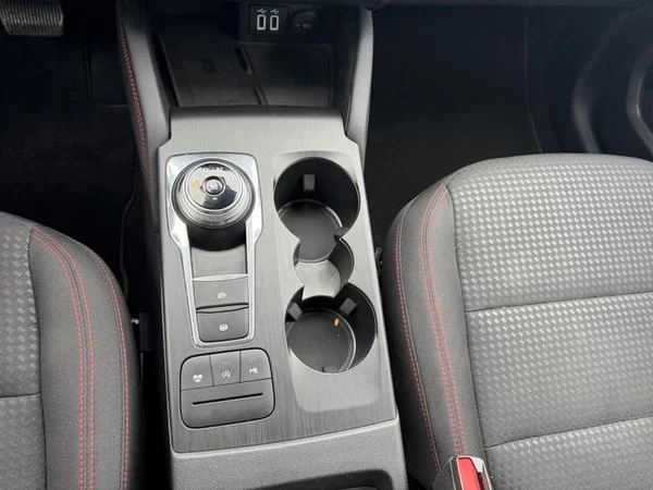 FORD Kuga Dsl (2021) — foto 13 van 30