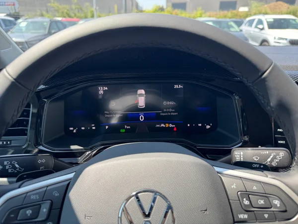 VOLKSWAGEN Taigo (2025) — foto 9 van 24