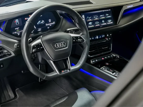 AUDI RS e-tron GT (2021) — foto 37 van 44