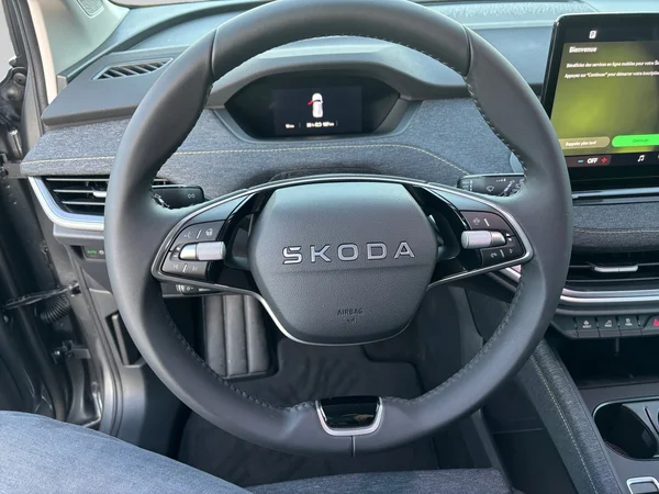 SKODA Elroq (2025) — foto 16 van 18