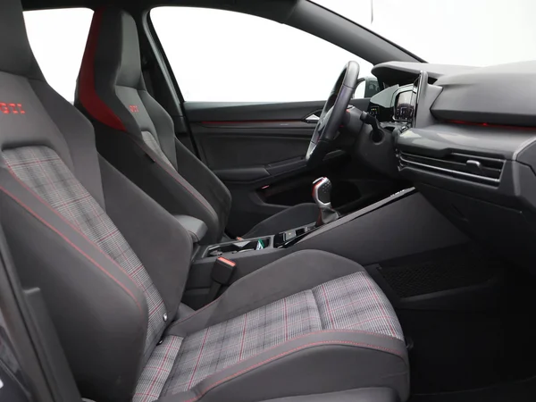 VOLKSWAGEN Golf VIII GTI (2024) — foto 4 van 30