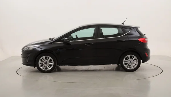 Ford Fiesta (2022) — foto 12 van 25