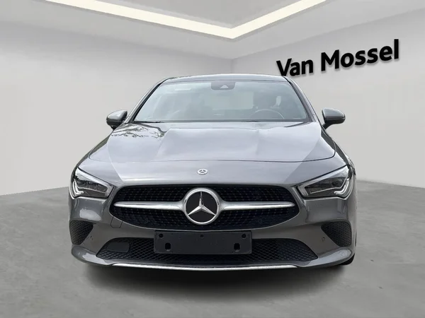 Mercedes-Benz CLA (2019) — foto 7 van 14