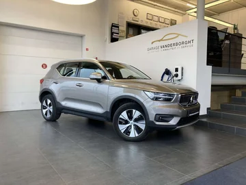 Volvo XC40 b7c4c040-cfaf-4948-8b89-4f5eb4113ebb