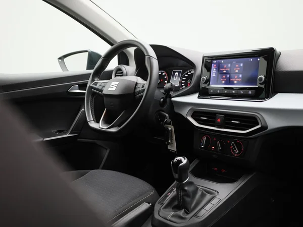 SEAT Ibiza (2023) — foto 26 van 38