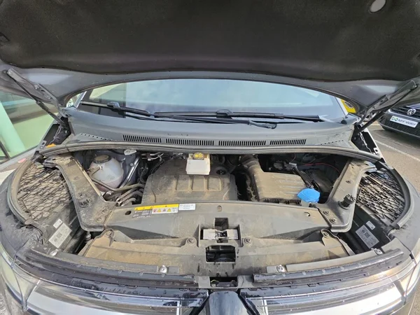 VOLKSWAGEN Multivan T7 (2023) — foto 15 van 24