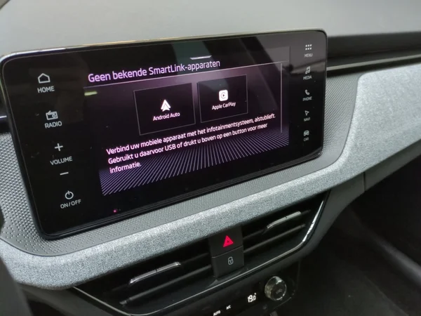 SKODA Scala (2024) — foto 6 van 15