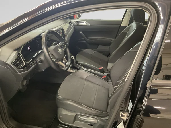 VOLKSWAGEN Taigo (2023) — foto 2 van 24