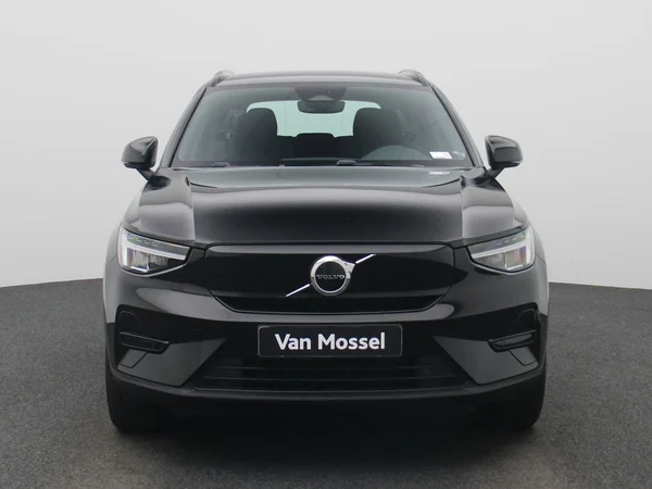 Volvo XC40 (2023) — foto 23 van 41