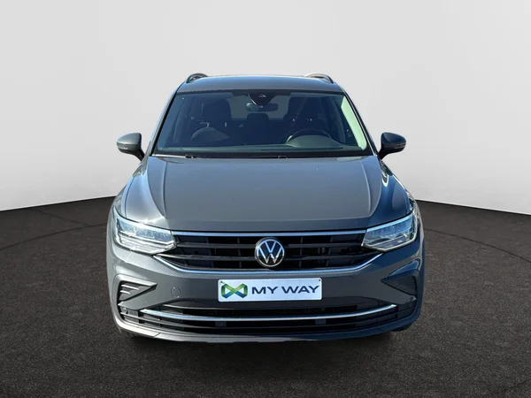 VOLKSWAGEN Tiguan (2022) — foto 21 van 23