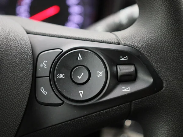 Opel Combo Life (2023) — foto 17 van 39
