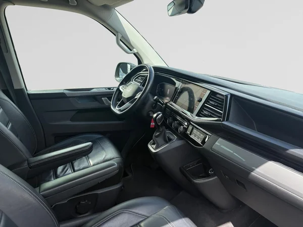 VOLKSWAGEN Multivan T6.1 Dsl (2021) — foto 13 van 22