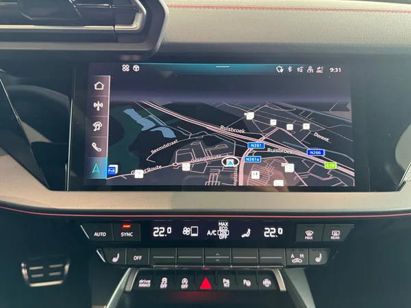 AUDI S3 Sedan (2025) — foto 6 van 21