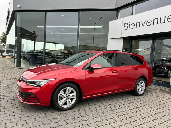 Volkswagen Golf (2020) — foto 10 van 22