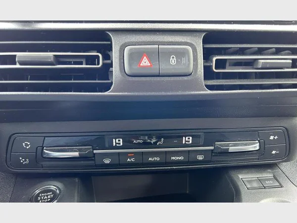 Toyota Proace City Verso Lwb (2020) — foto 8 van 24