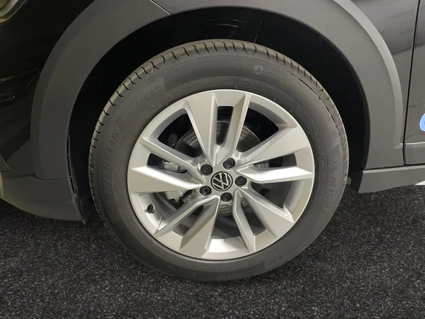 VOLKSWAGEN Taigo (2025) — foto 12 van 15