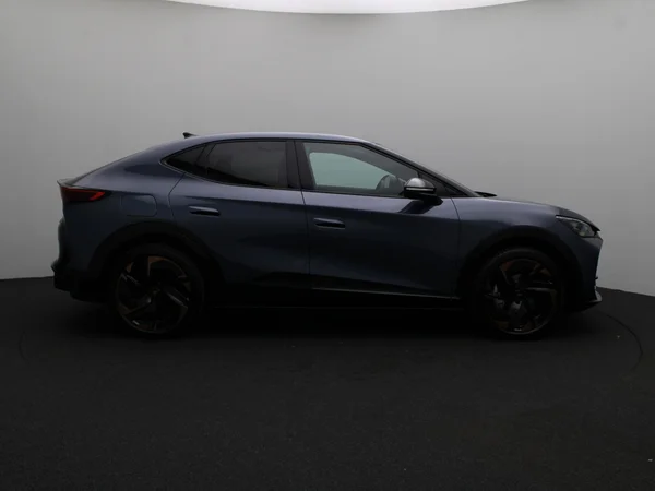 CUPRA Tavascan (2024) — foto 15 van 36