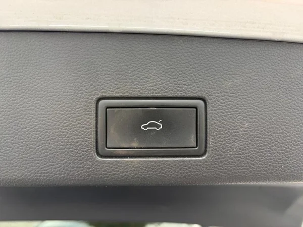 VOLKSWAGEN Golf Variant VIII Dsl (2023) — foto 20 van 28