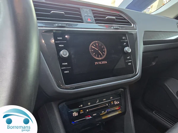 Volkswagen Tiguan (2023) — foto 16 van 40