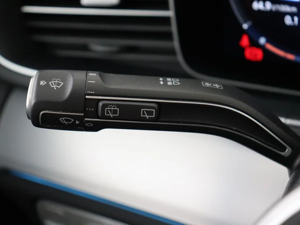 MERCEDES GLE 350 (2021) — foto 15 van 35