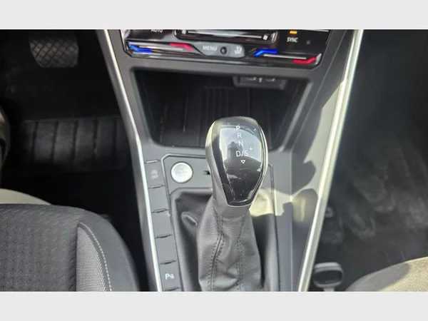Volkswagen Taigo (2025) — foto 9 van 23