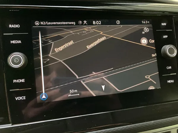 VOLKSWAGEN Multivan T6.1 (2022) — foto 9 van 26