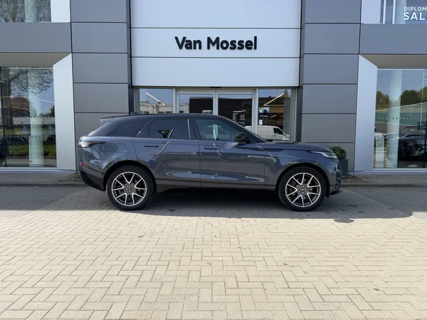 Land Rover Range Rover Velar (2024) — foto 25 van 28