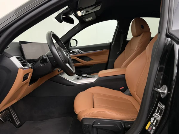 BMW i4 (2023) — foto 2 van 33