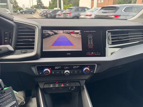 AUDI A1 Allstreet (2025) — foto 3 van 24
