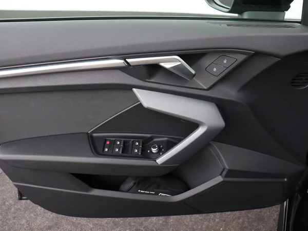 AUDI A3 Sportback (2025) — foto 9 van 18