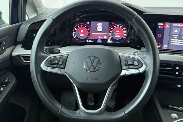 Volkswagen Golf VIII (2023) — foto 2 van 20