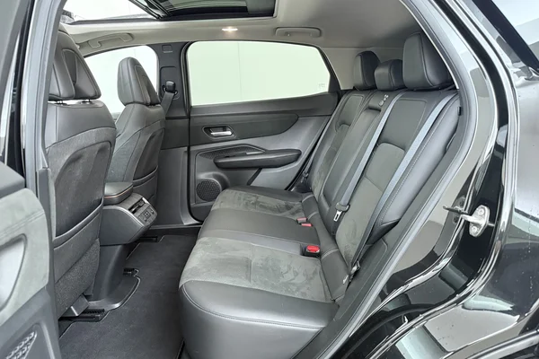 Nissan Ariya (2023) — foto 19 van 21