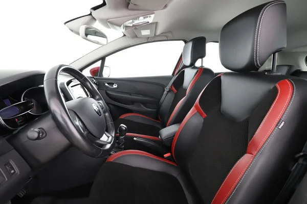 Renault Clio (2017) — foto 16 van 16