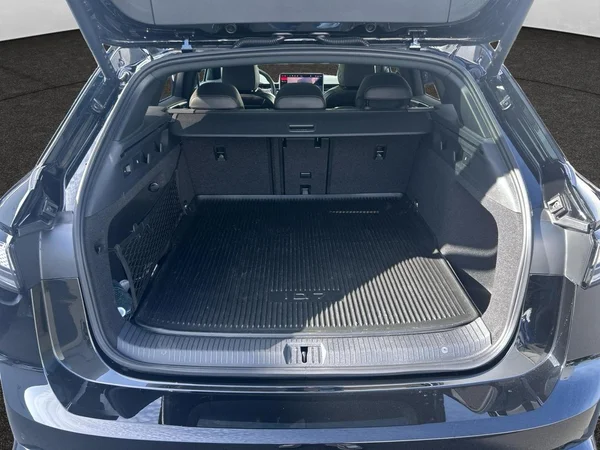 VOLKSWAGEN ID.7 Tourer (2026) — foto 5 van 9