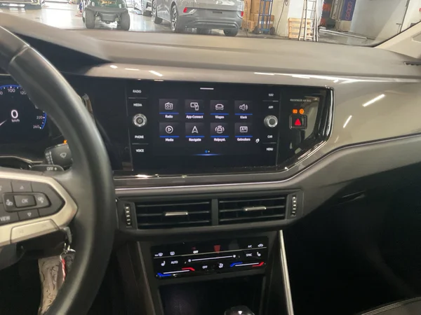 VOLKSWAGEN Taigo (2023) — foto 23 van 24