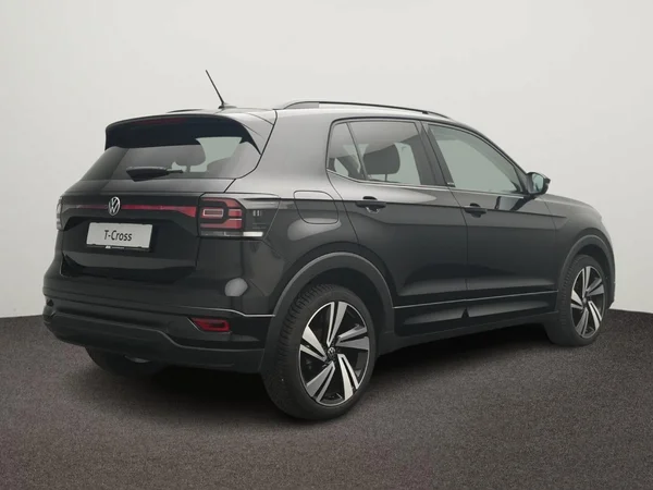 VOLKSWAGEN T-Cross (2021) — foto 3 van 10