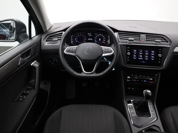 VOLKSWAGEN Tiguan Allspace (2024) — foto 7 van 21