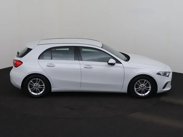 MERCEDES A 180 (2018) — foto 22 van 26