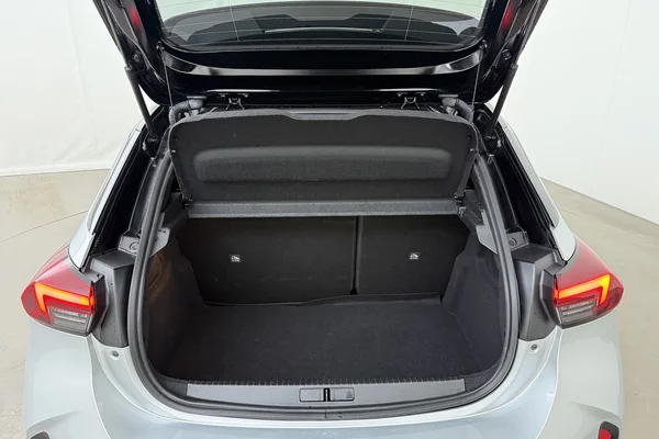 Opel Corsa (2025) — foto 15 van 19