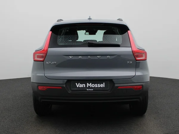 Volvo XC40 (2021) — foto 37 van 41