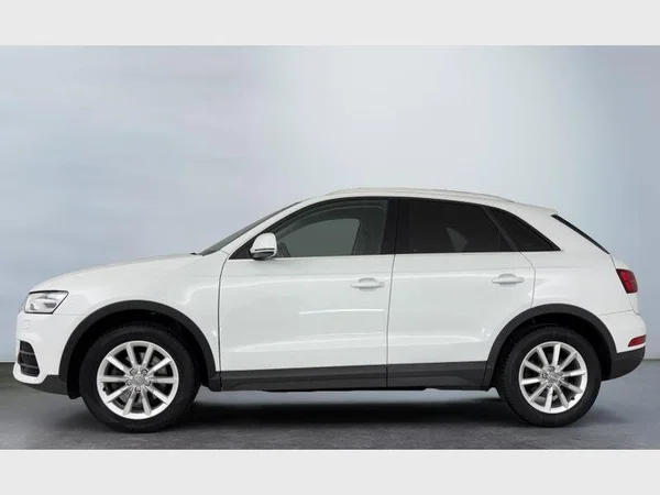 Audi Q3 (2018) — foto 18 van 23