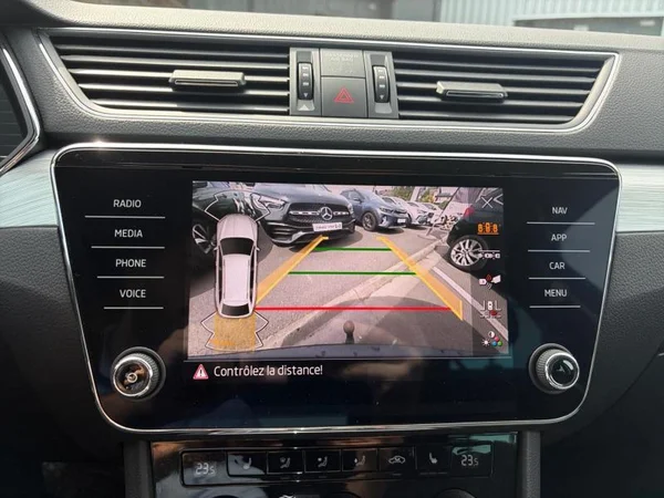 SKODA Superb Combi Dsl (2023) — foto 22 van 29