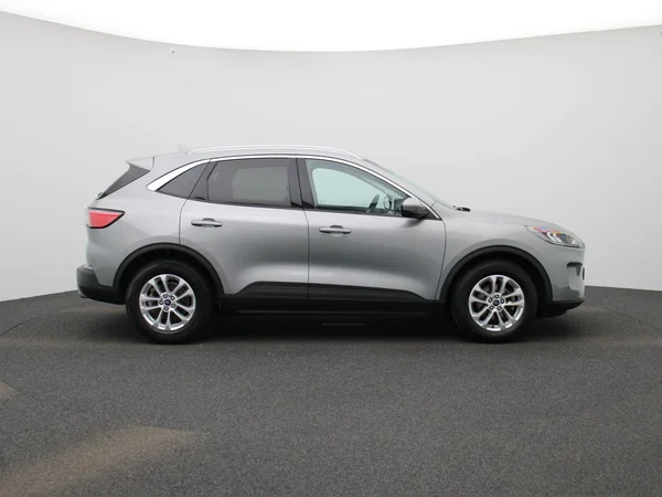 Ford Kuga (2023) — foto 28 van 31