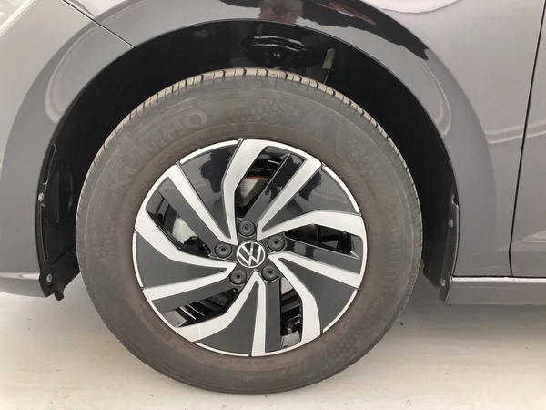 VOLKSWAGEN Polo (2025) — foto 24 van 36