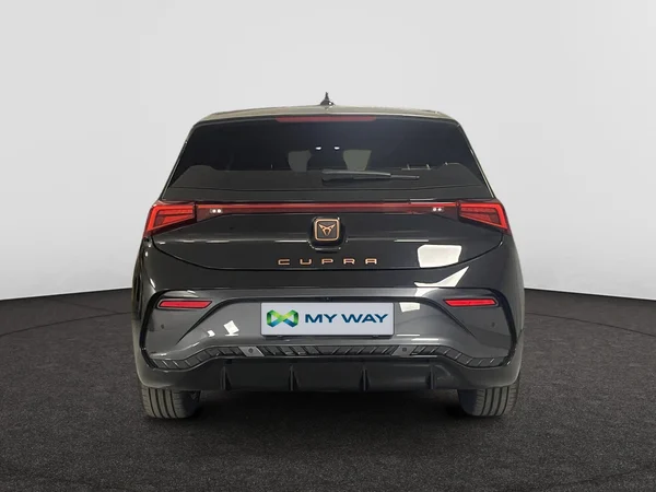CUPRA Born (2025) — foto 11 van 15
