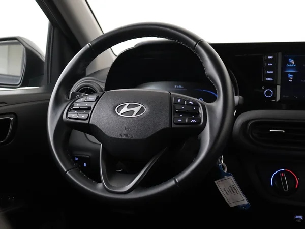 HYUNDAI i10 (2025) — foto 14 van 25