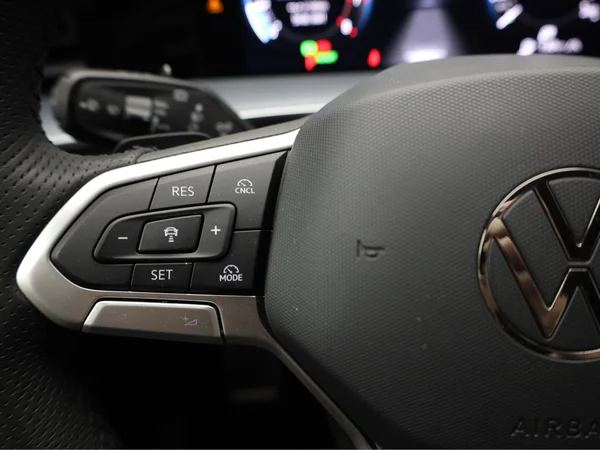 VOLKSWAGEN Tayron (2025) — foto 10 van 25